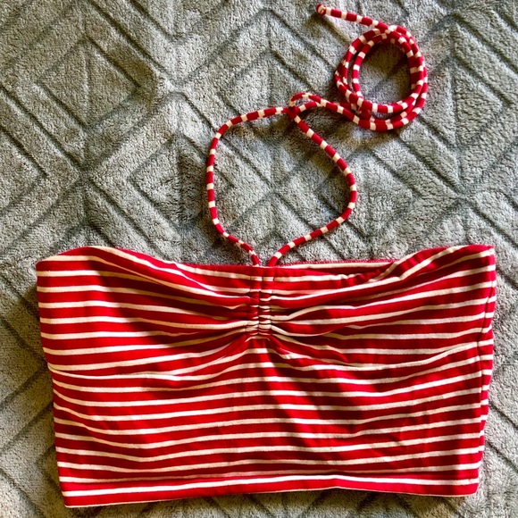 Red & white striped halter/neck tie short crop top - Picture 1 of 3